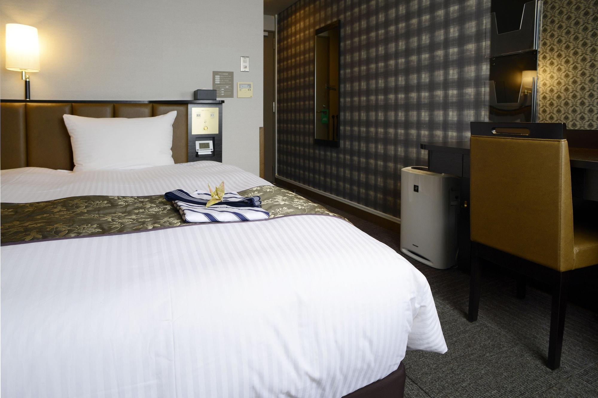 Apa Hotel Kofu Minami Exteriör bild
